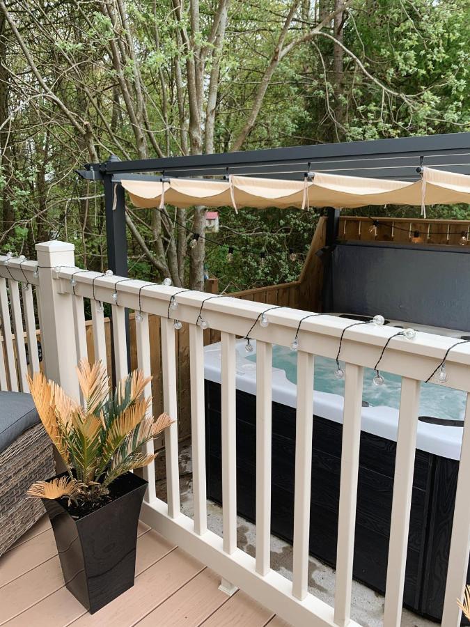 Percy Wood Lodge With Hot Tub Near Alnwick Swarland Esterno foto