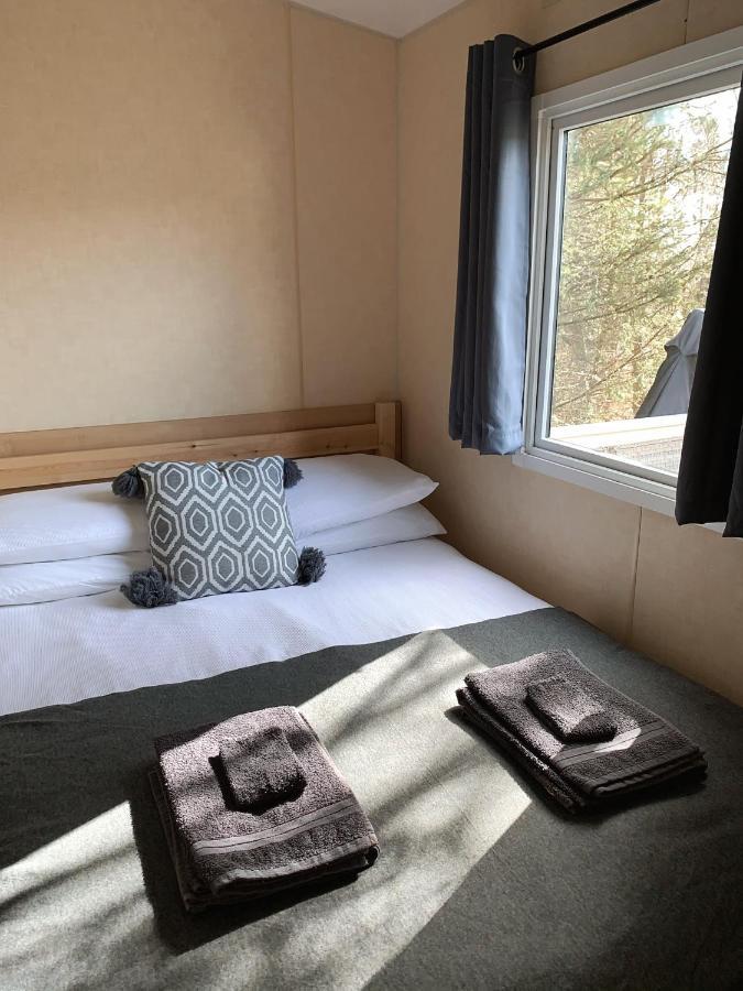 Percy Wood Lodge With Hot Tub Near Alnwick Swarland Esterno foto